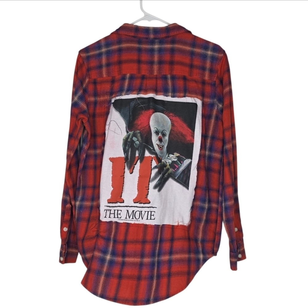 Boneyard Threadz Red & Blue Plaid Flannel Pennywise IT The Movie Graphic Small